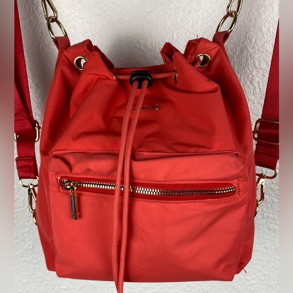 Kedzie Aries Convertible Bucket Bag fade red back pack adjustable straps - Picture 7 of 16
